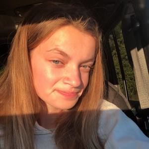 Meet your Posher, Ella